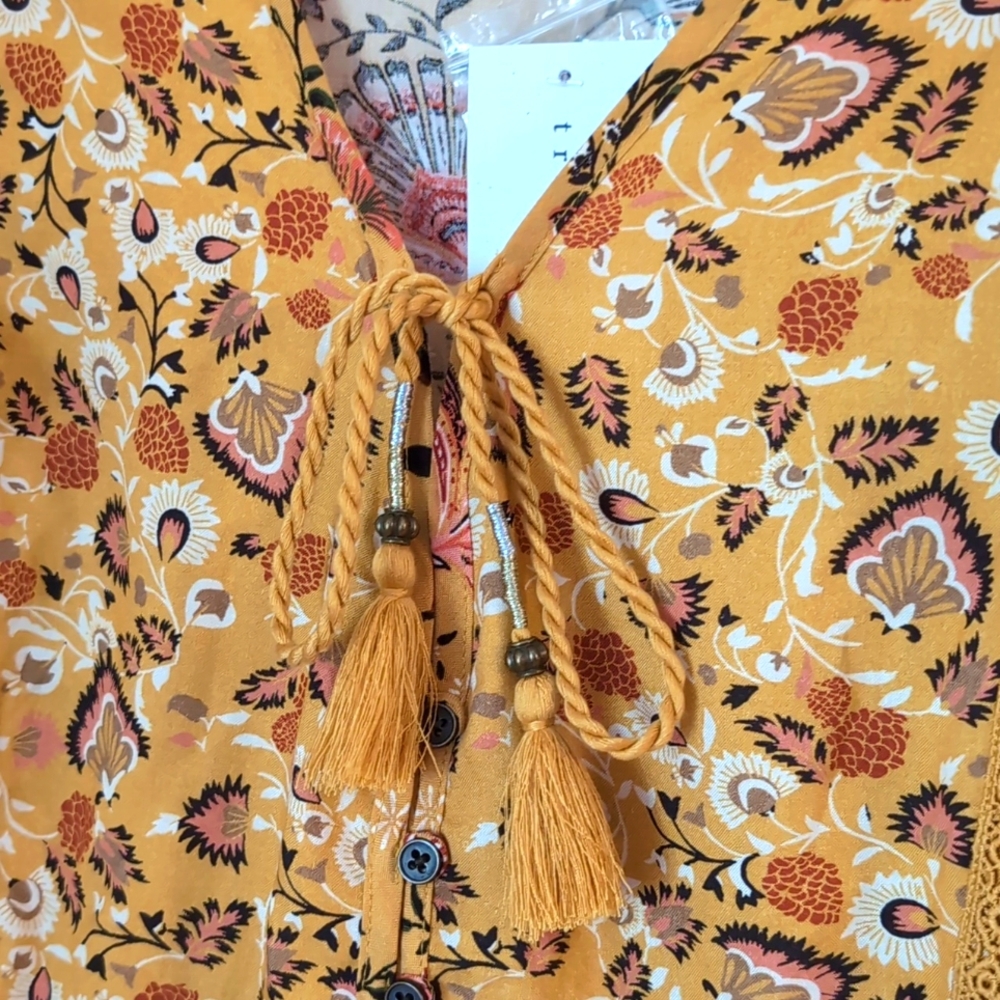 True Craft Flutter Sleeve Saffron Floral Top. Size Large $48. Boho - Picture 8 of 16